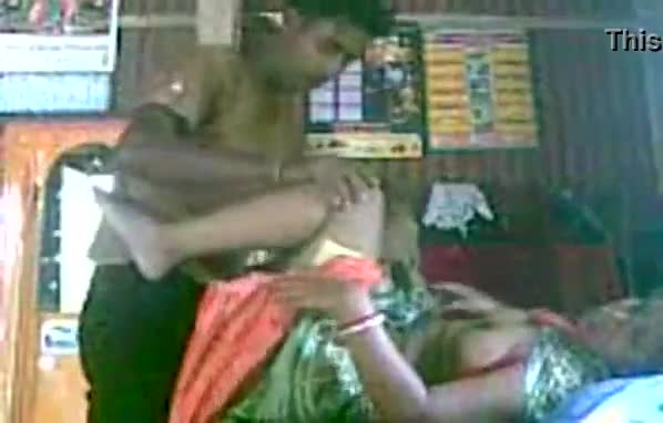 Indian teenage baby fucking with her servant